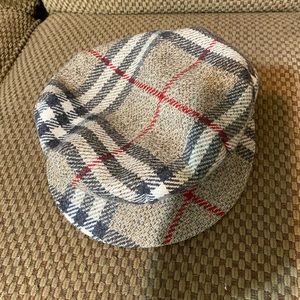 Burberry hat